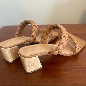 Women’s block heel. Brand: Sincerely Jules. Size: 9.